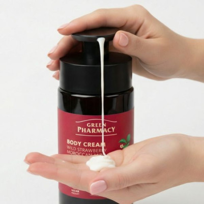 Krem do ciała poziomka i mięta marokańska Green Pharmacy 739 ml
