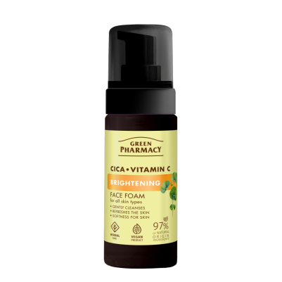 Cica + Witamina C Rozświetlająca pianka do mycia twarzy Green Pharmacy 150ml