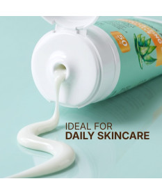 Aloes + Kwas Hialuronowy Nawilżający i Ochronny Lekki krem do twarzy na dzień SPF 50 Green Pharmacy 50ml