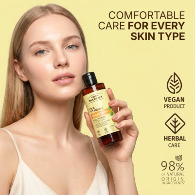 Cica + Witamina C Rozświetlający tonik do twarzy Green Pharmacy 200ml