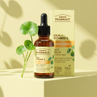 Cica + Witamina C Serum do twarzy rozświetlające Green Pharmacy 30 ml