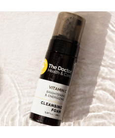 Health & Care VITAMIN C Pianka oczyszczająca The Doctor 150ml OUTLET