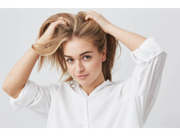Wypadanie włosów – przyczyny, objawy i skuteczne metody leczenia
